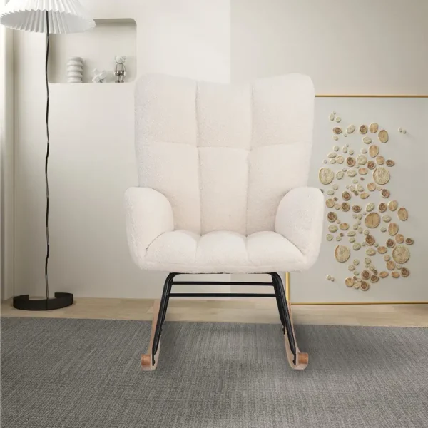 Fauteuil à bascule Anajqaqia scandinave en laine d'agneau blanc cassé, base bois.